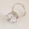 Anillo en acero y piedra ovalada blanca 40714